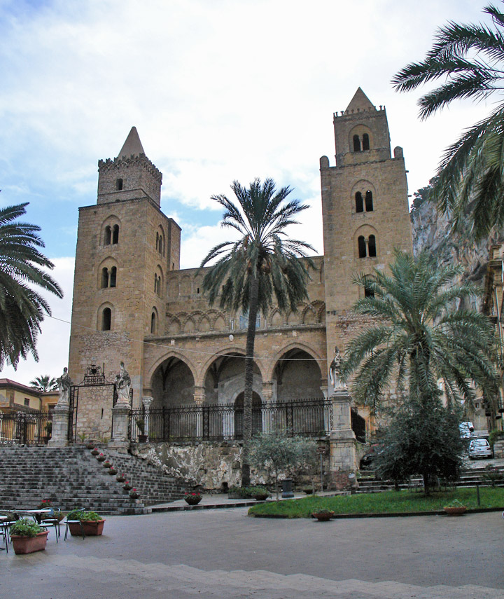 https://driverinsicily.com/public/1-cefalu the cathedral 2.jpg